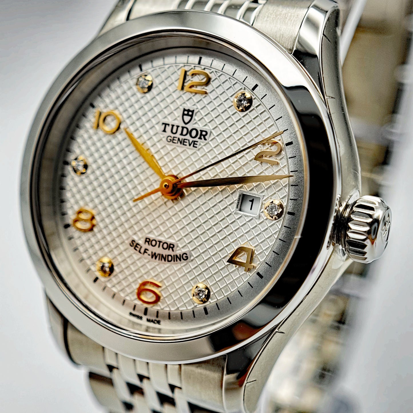 TUDOR 1926 28mm ホワイトダイアル ダイヤモンド 自動巻き レディース腕時計