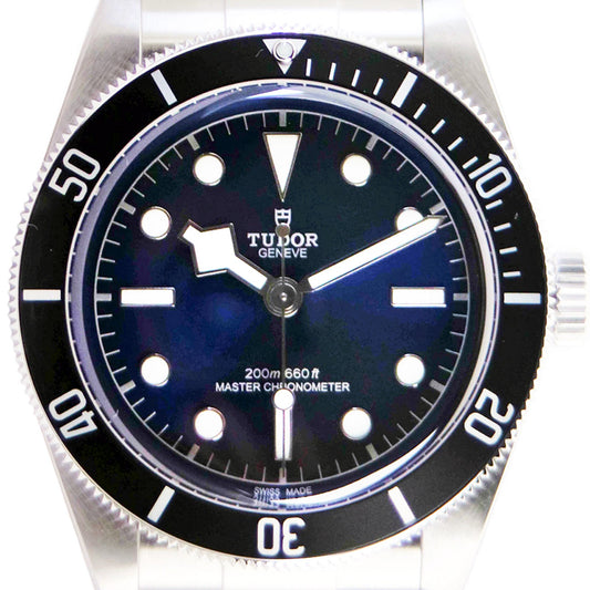 TUDOR Black Bay 58 M7943A1A0NU-0001 斜め正面
