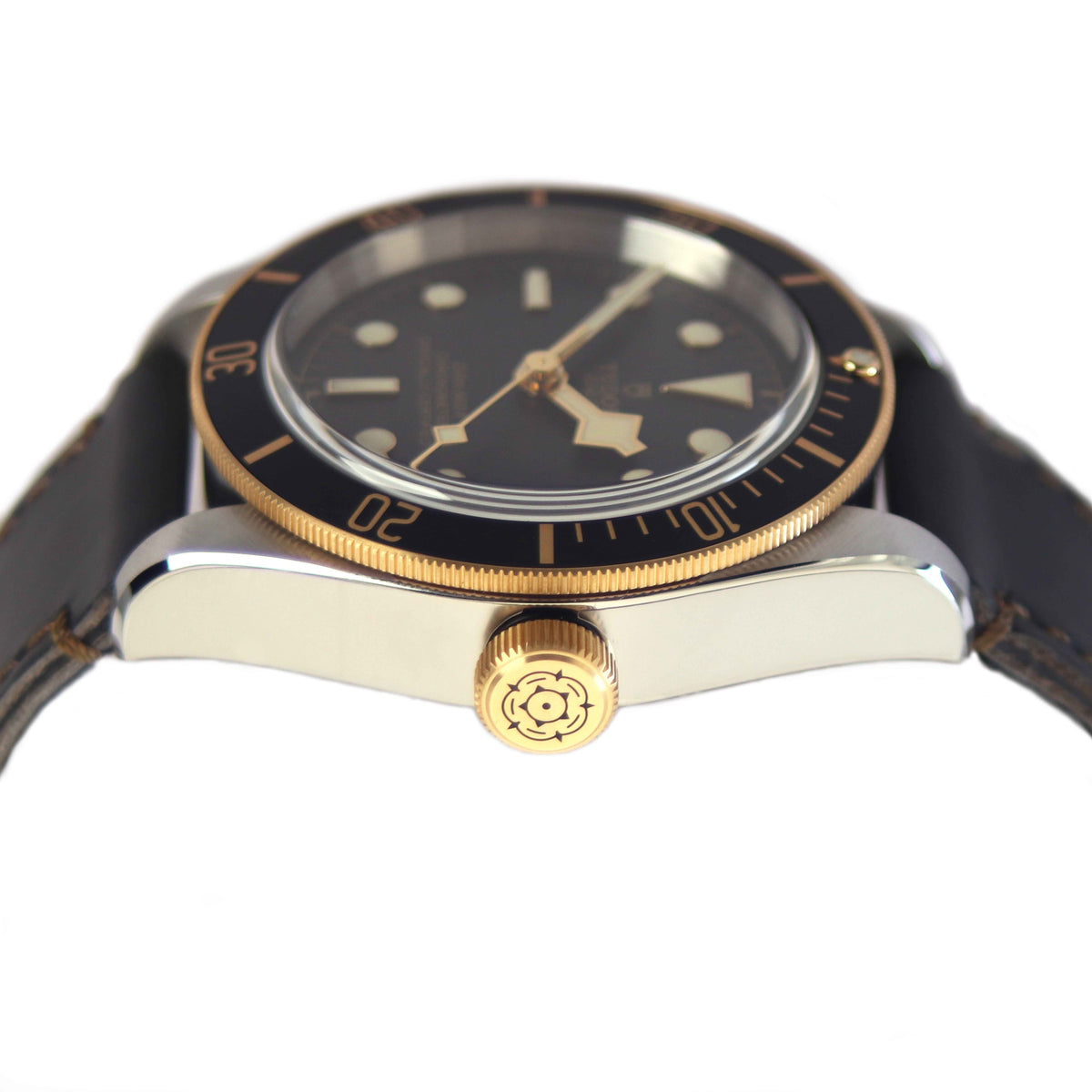 TUDOR Black Bay S&G 41mm ブラックダイアル 自動巻き ダイバーズ