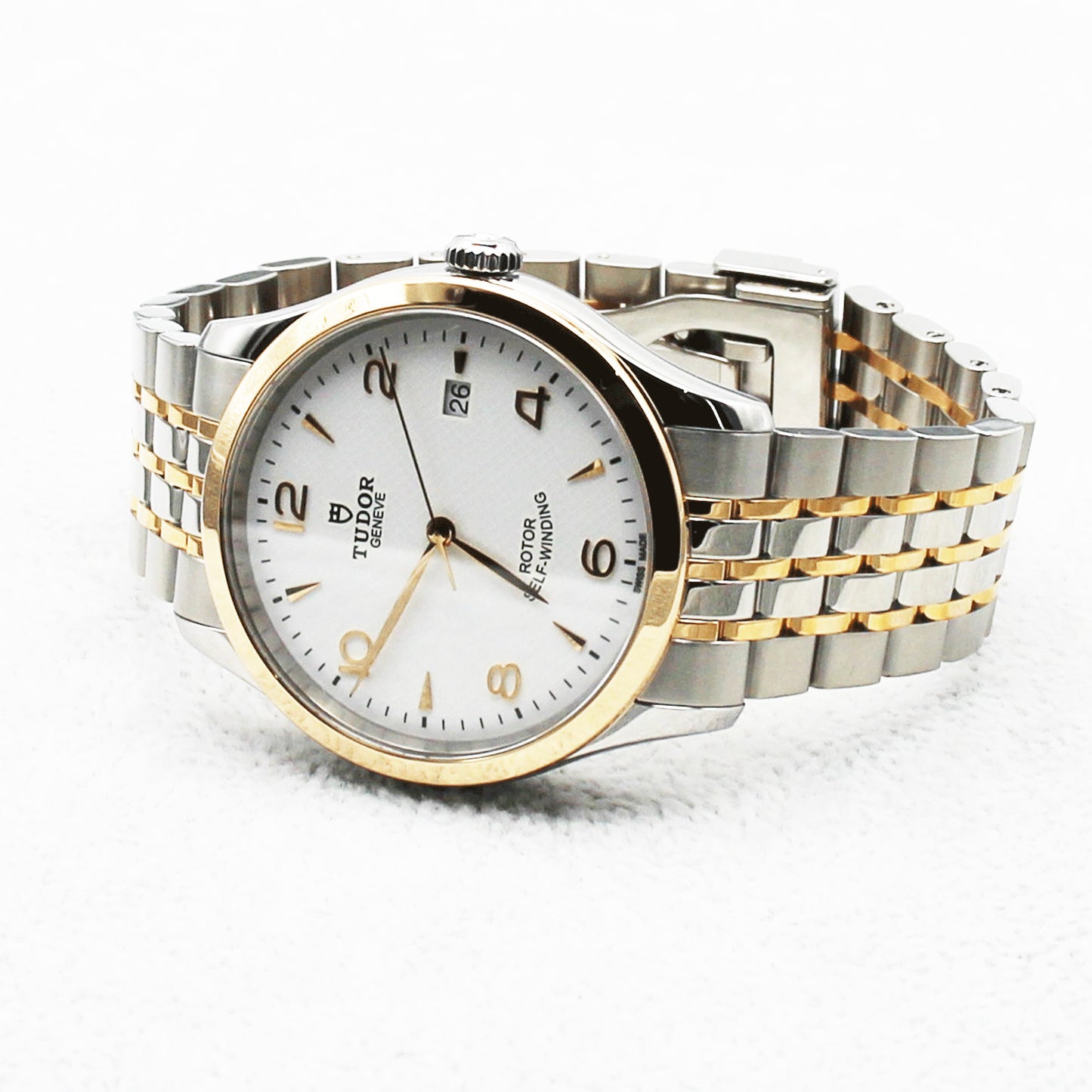 TUDOR 1926 39mm ホワイトダイアル ローズゴールド 自動巻き メンズ腕時計
