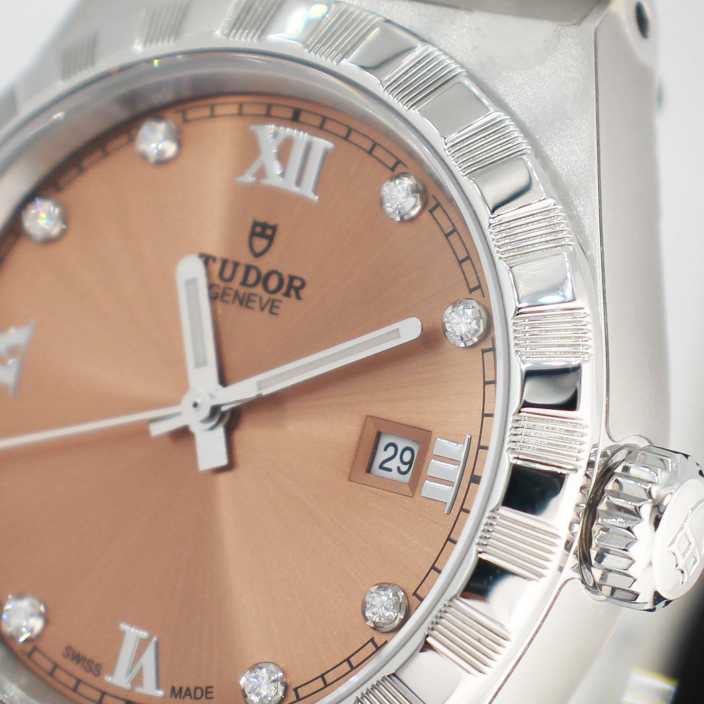 TUDOR Royal 28mm Salmon Dial Diamond Automatic