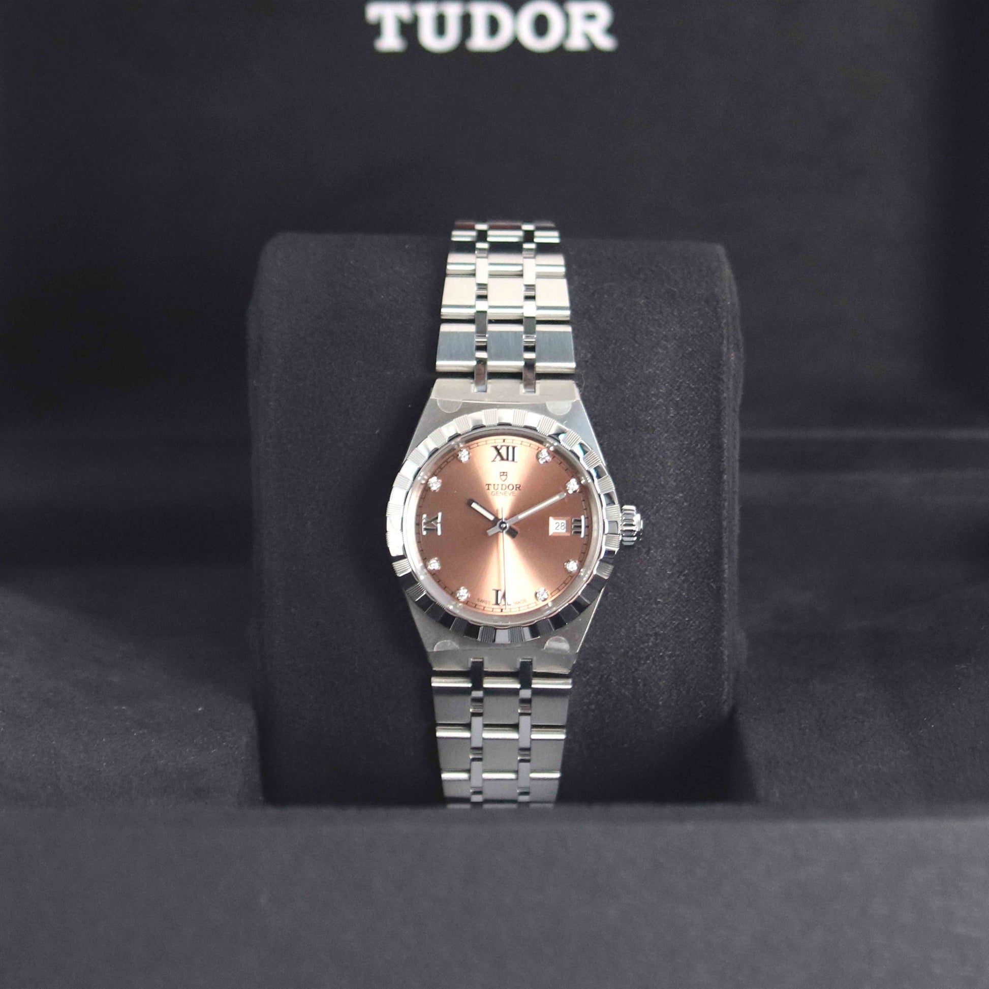 TUDOR Royal 28mm サーモンダイアル M28300-0010 ボックス正面