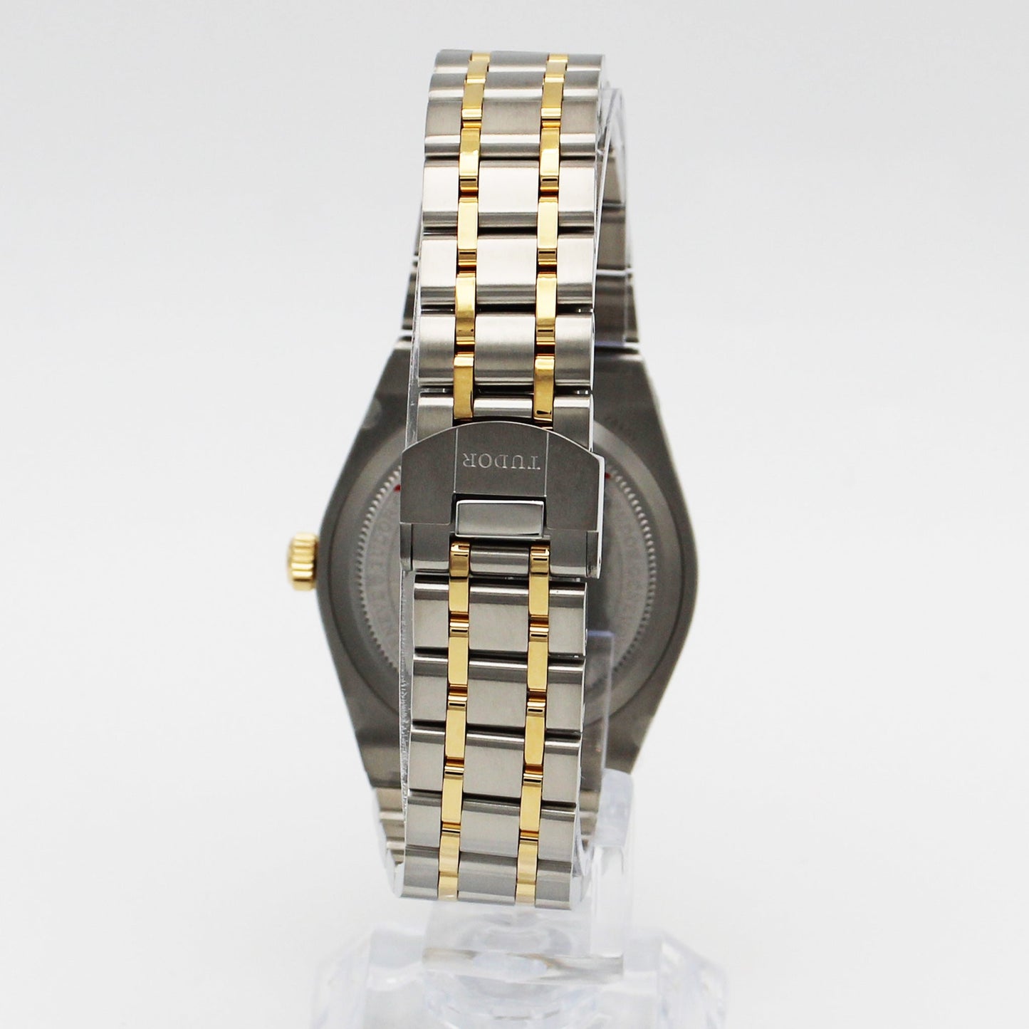 TUDOR Royal M28403-0009 正面（ホワイトバック）