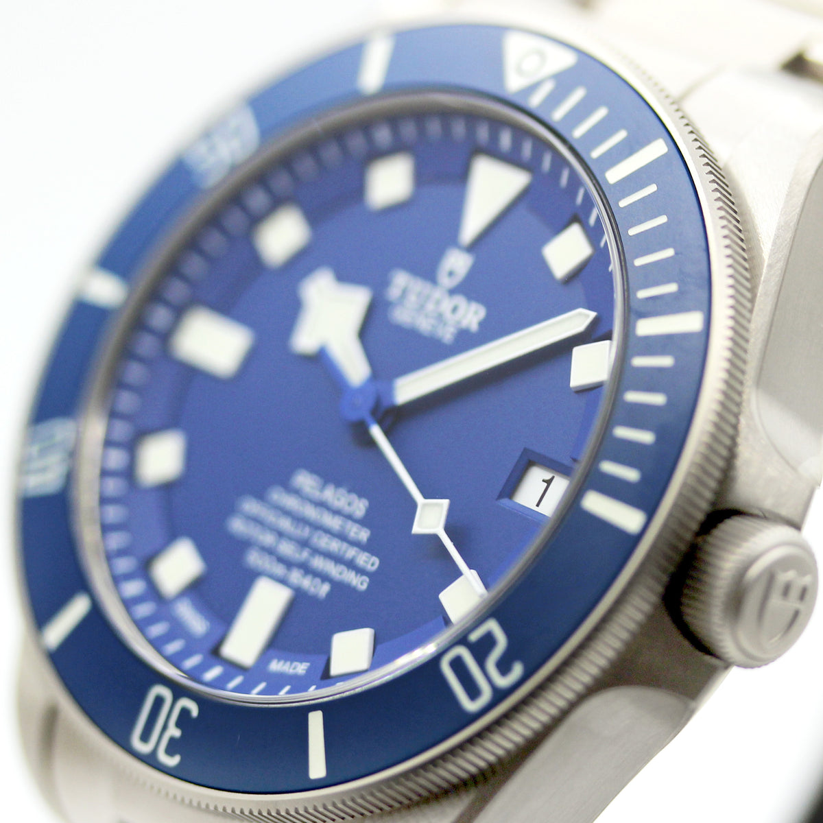 TUDOR Pelagos 42mm ブルーダイアル 自動巻き 500m防水 ダイバーズ