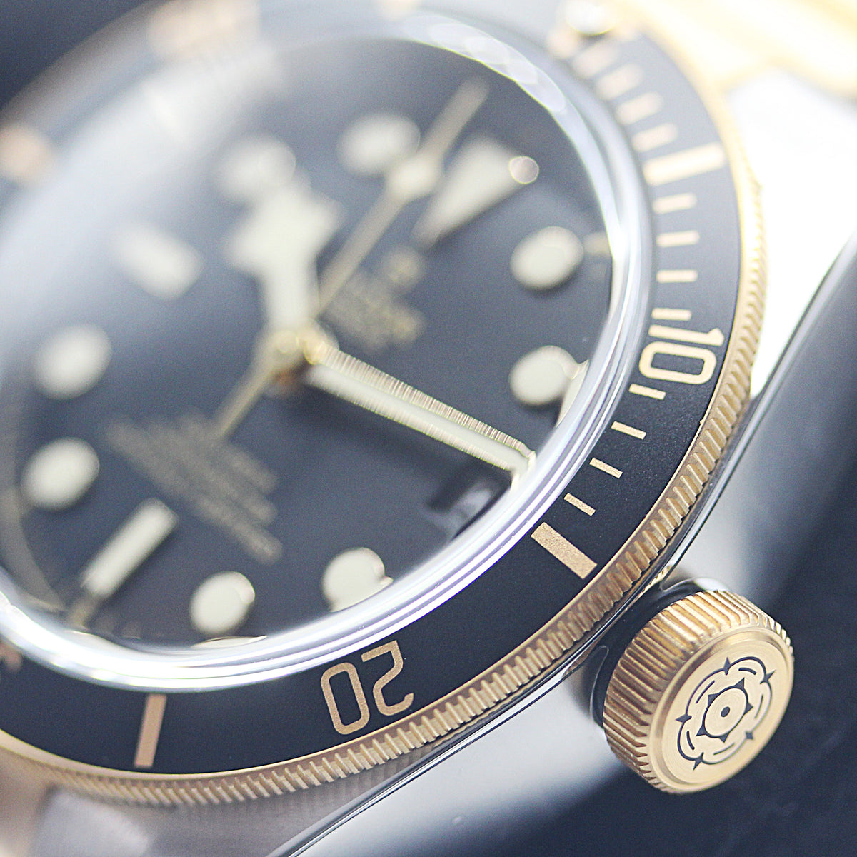 TUDOR Black Bay S&G 41mm ブラックダイアル 自動巻き ダイバーズ