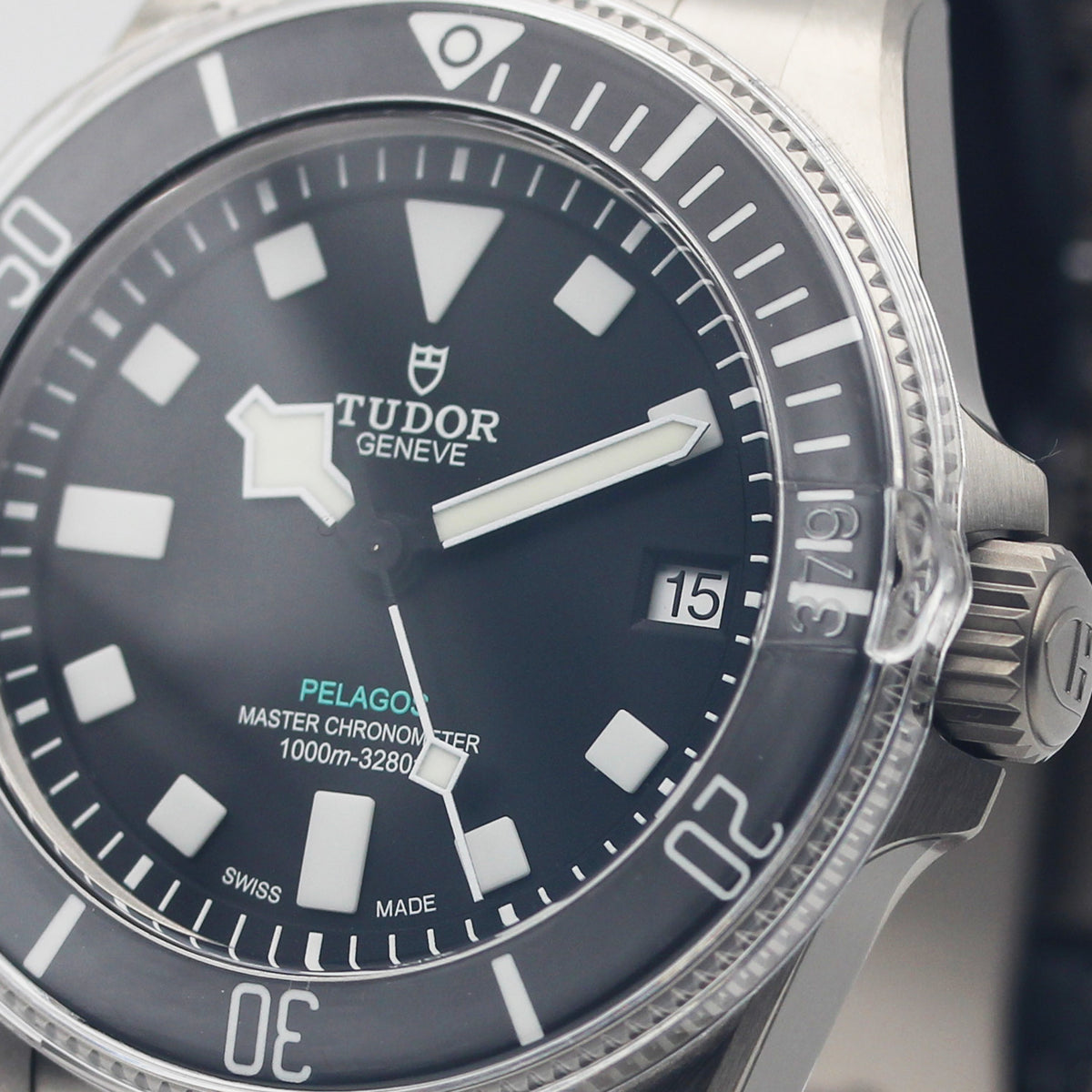 TUDOR Pelagos Ultra 43mm ブラック 自動巻き 1000m防水 ダイバーズ