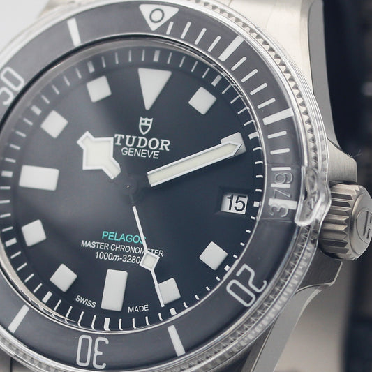 TUDOR Pelagos Ultra 43mm ブラック 自動巻き 1000m防水 ダイバーズ