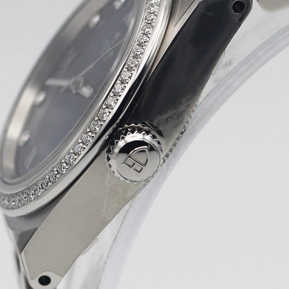 TUDOR Royal 28mm ブルーダイアル ダイヤモンド 自動巻き レディース