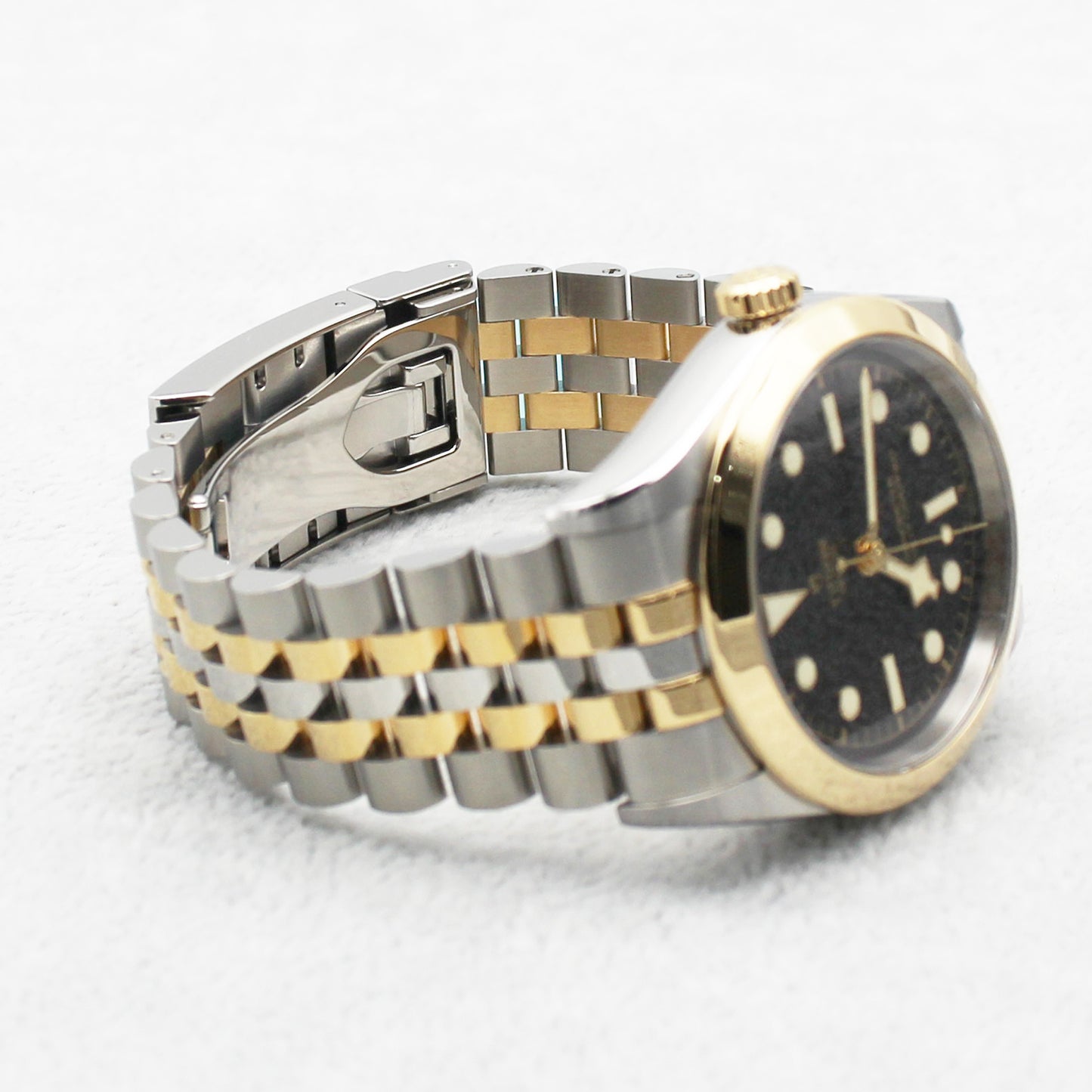 TUDOR Black Bay One 39 S&G ブラックダイアル スチール＆イエローゴールド 自動巻き メンズ腕時