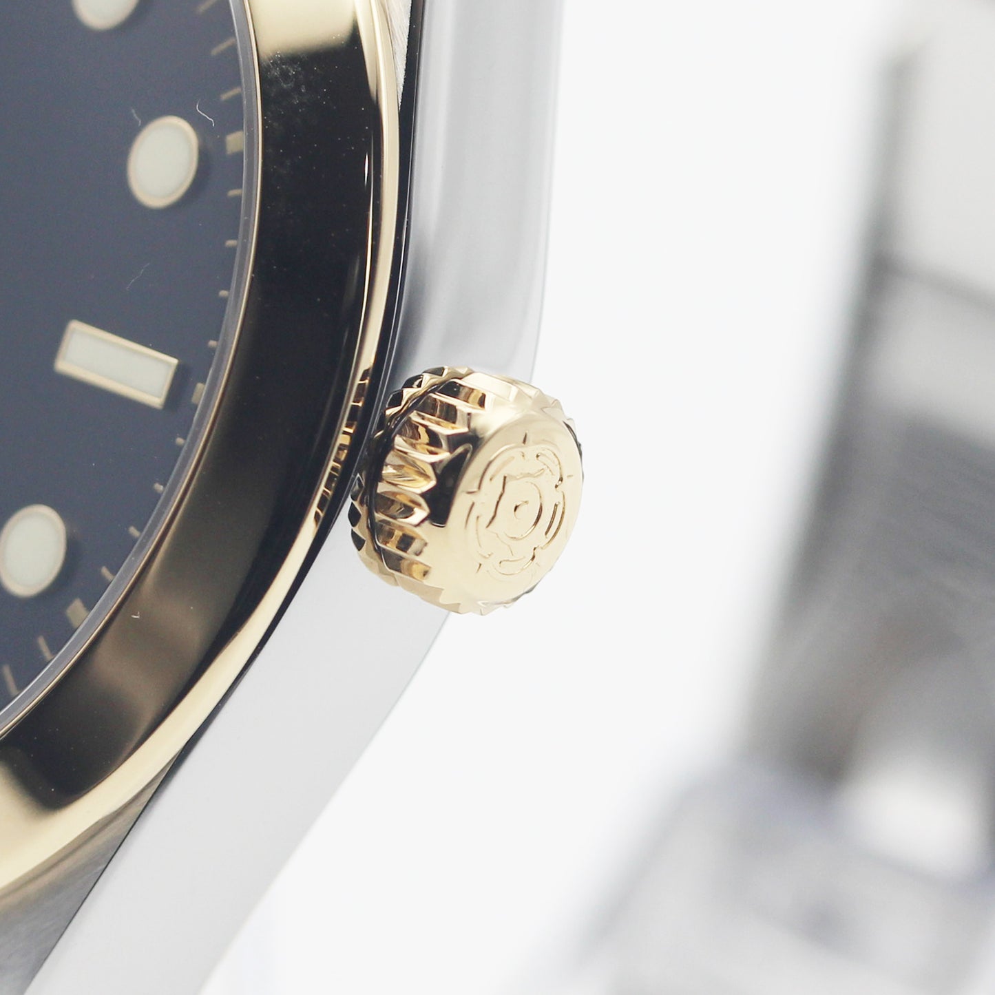 TUDOR Black Bay One 39 S&G ブラックダイアル スチール＆イエローゴールド 自動巻き メンズ腕時