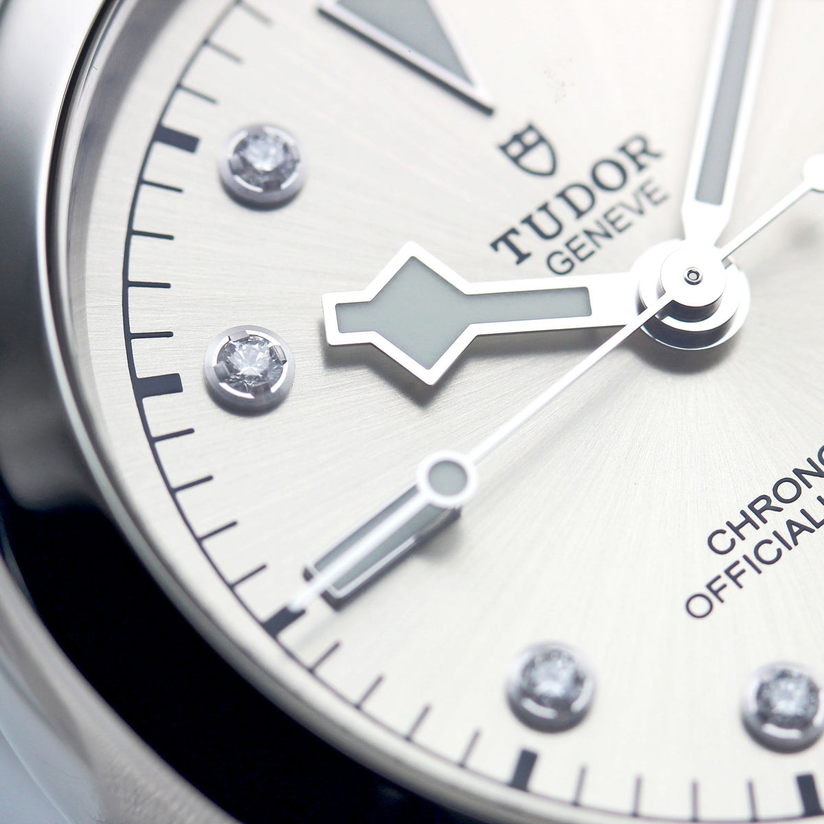 TUDOR Black Bay One 39 39mm ライトシャンパン ダイヤモンド 自動巻き