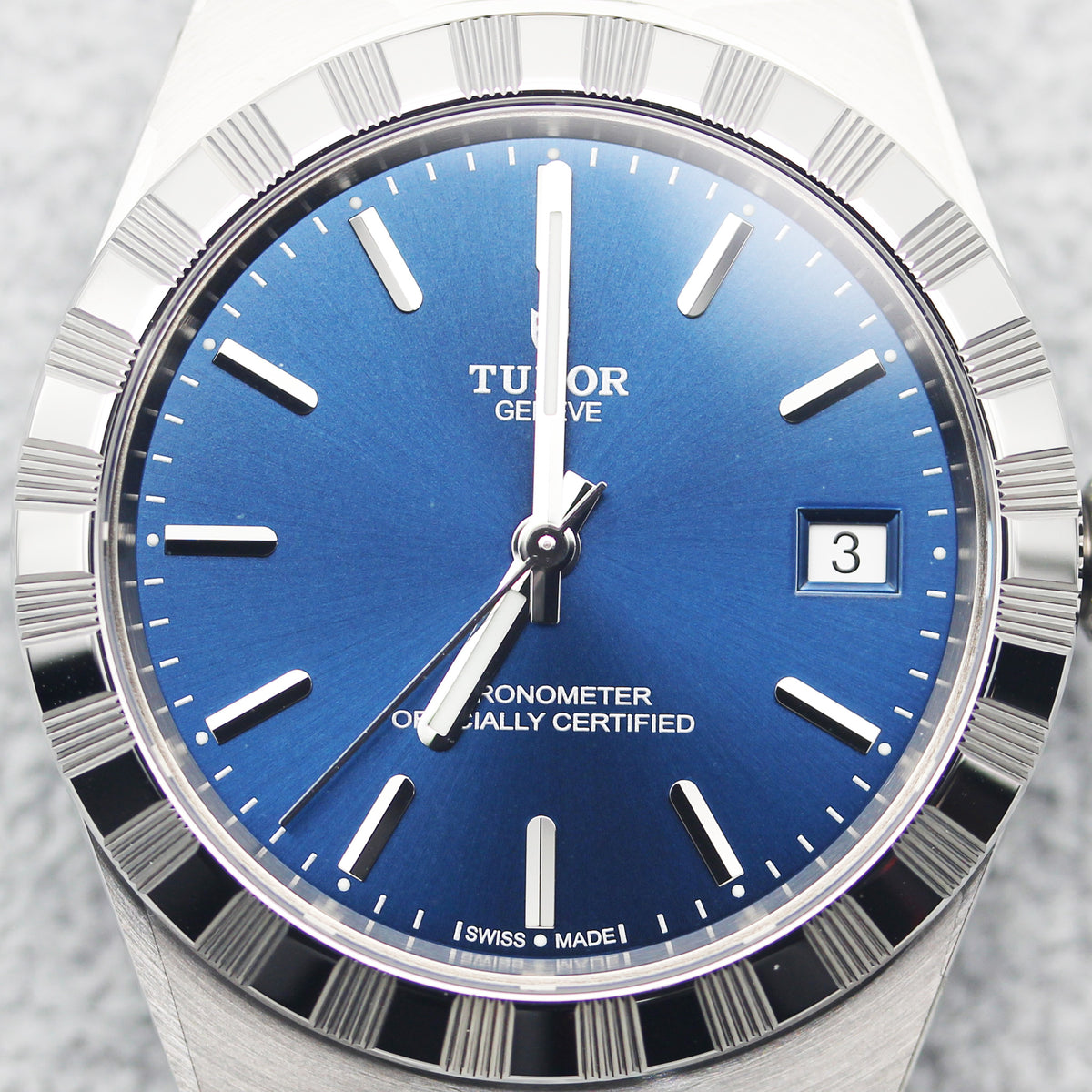 TUDOR Royal 36mm ブルーダイアル 自動巻き ユニセックス