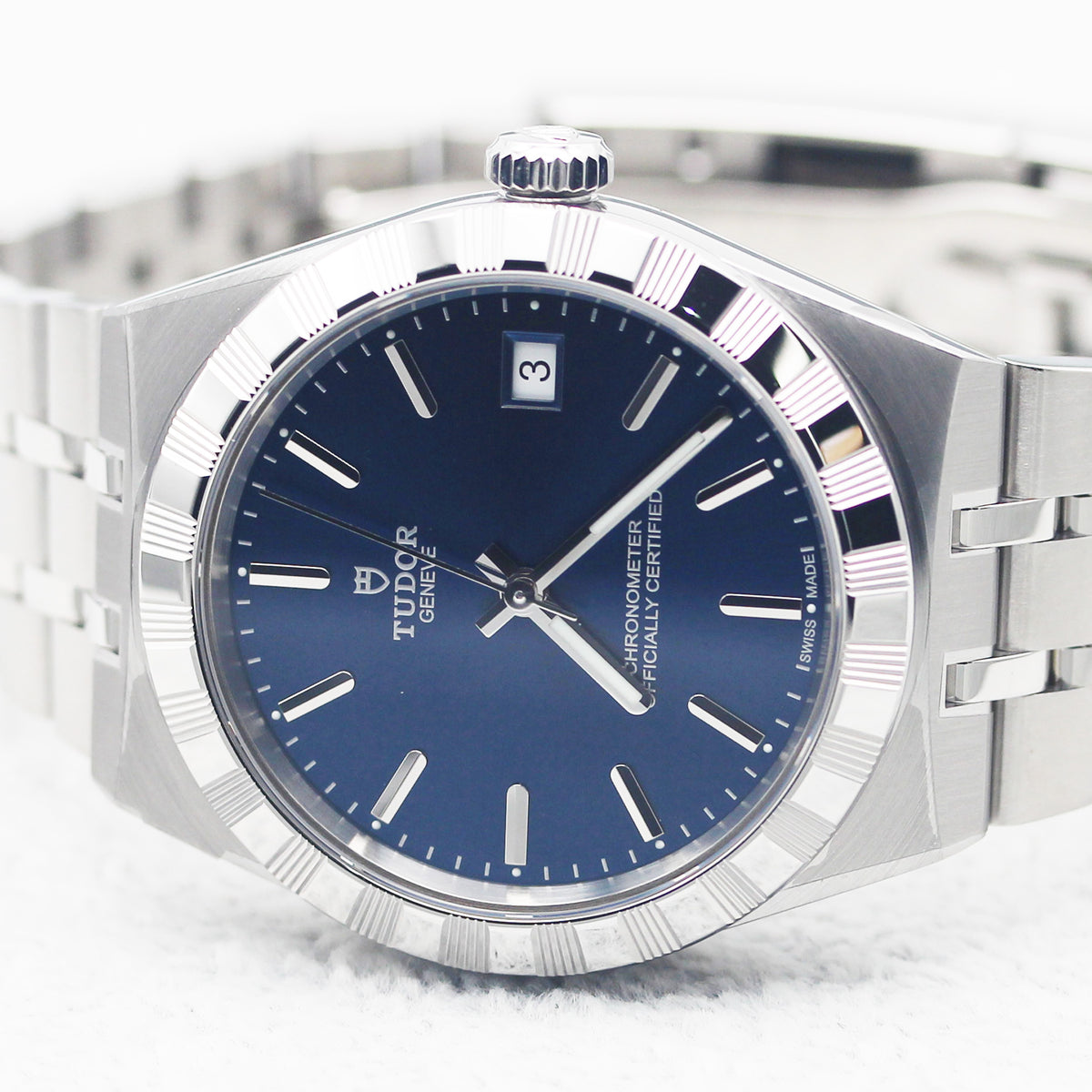 TUDOR Royal 36mm ブルーダイアル 自動巻き ユニセックス