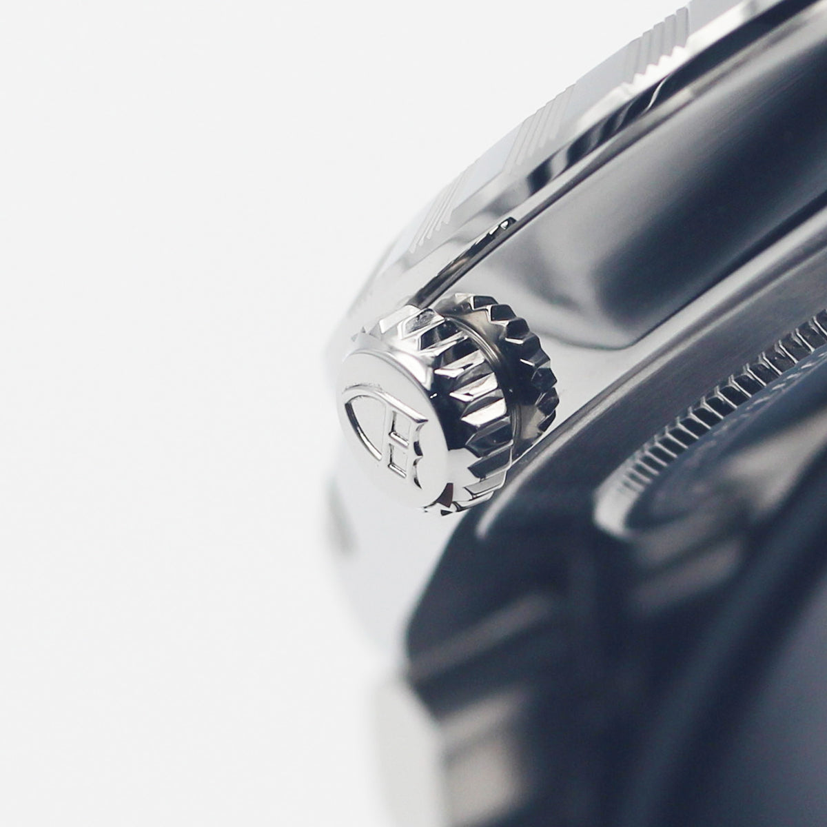 TUDOR Royal 36mm ブルーダイアル 自動巻き ユニセックス