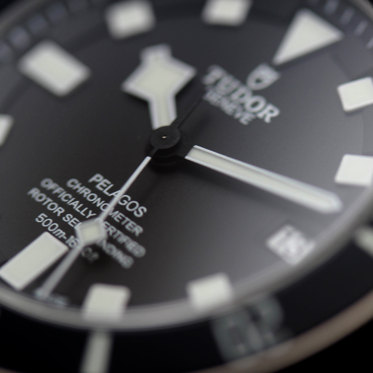 TUDOR Pelagos 42mm ブラックダイアル チタン 自動巻き ダイバーズ