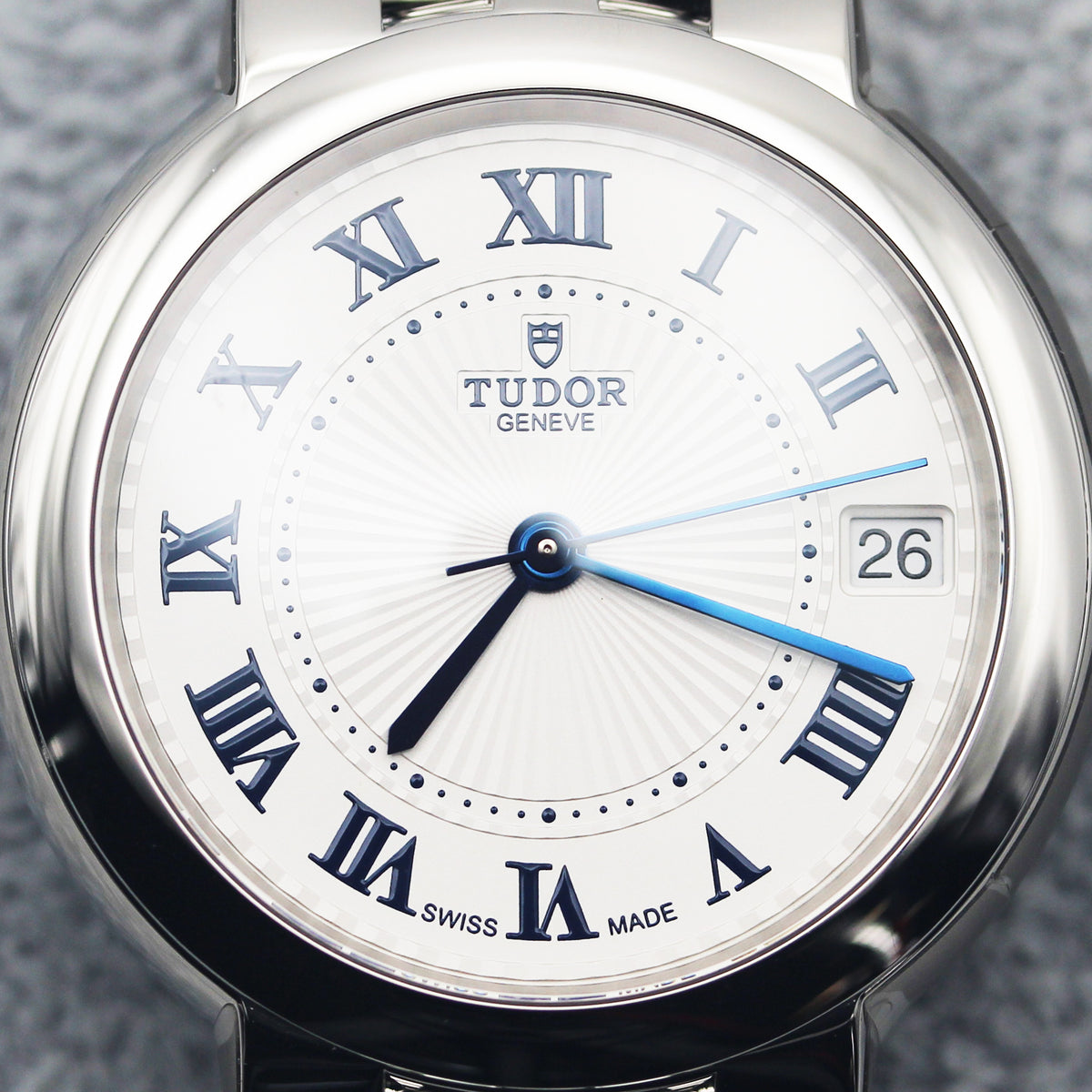 TUDOR Clair de Rose 34mm オパラインダイアル 自動巻き レディース