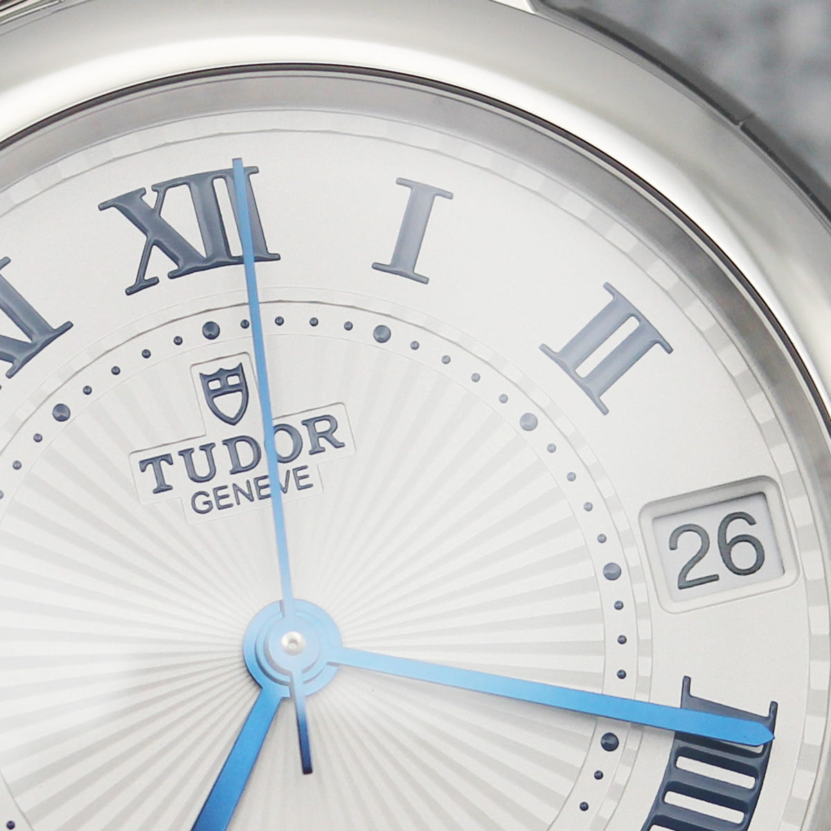 TUDOR Clair de Rose 34mm オパラインダイアル 自動巻き レディース
