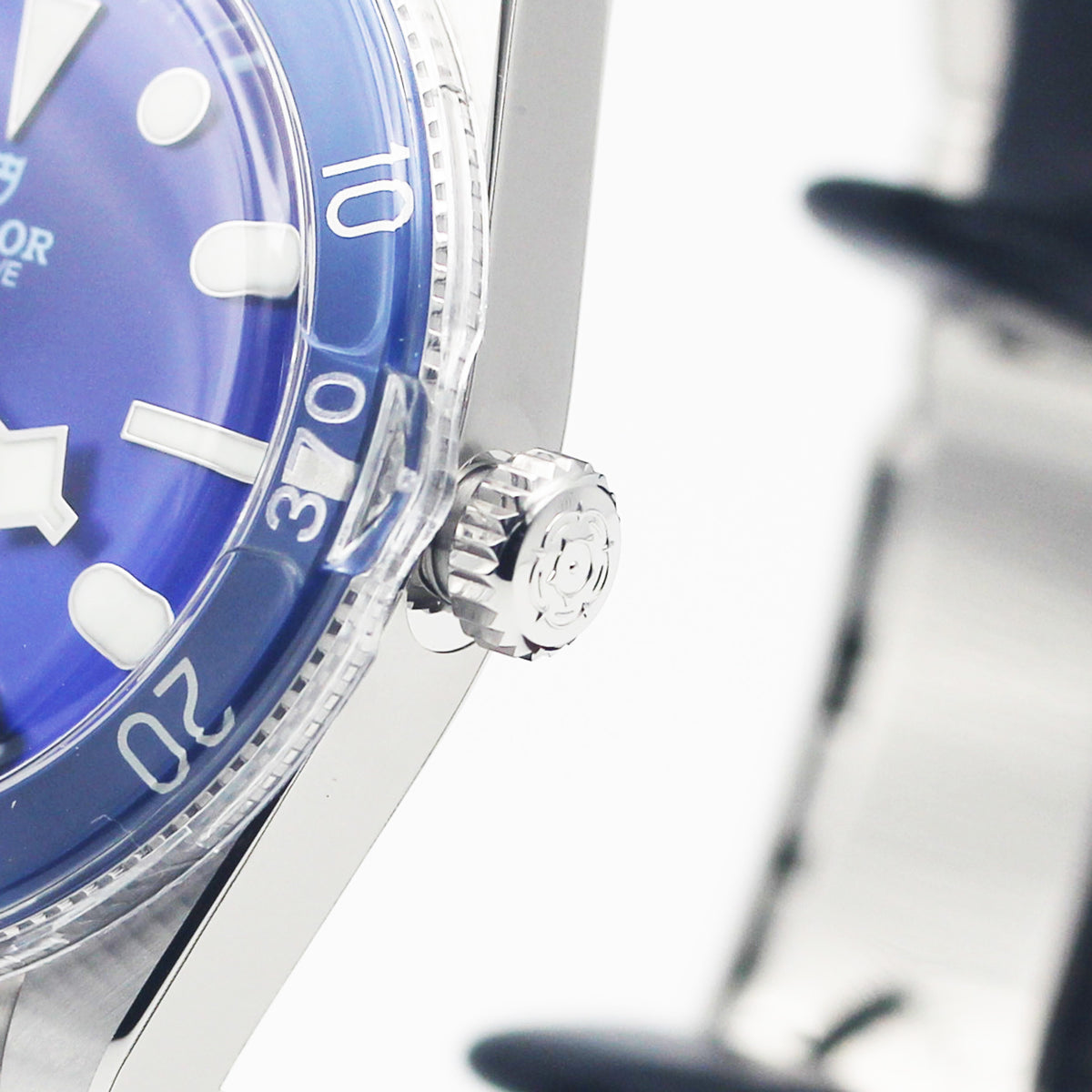 TUDOR Black Bay 54 37mm ブルーダイアル 自動巻き メンズ