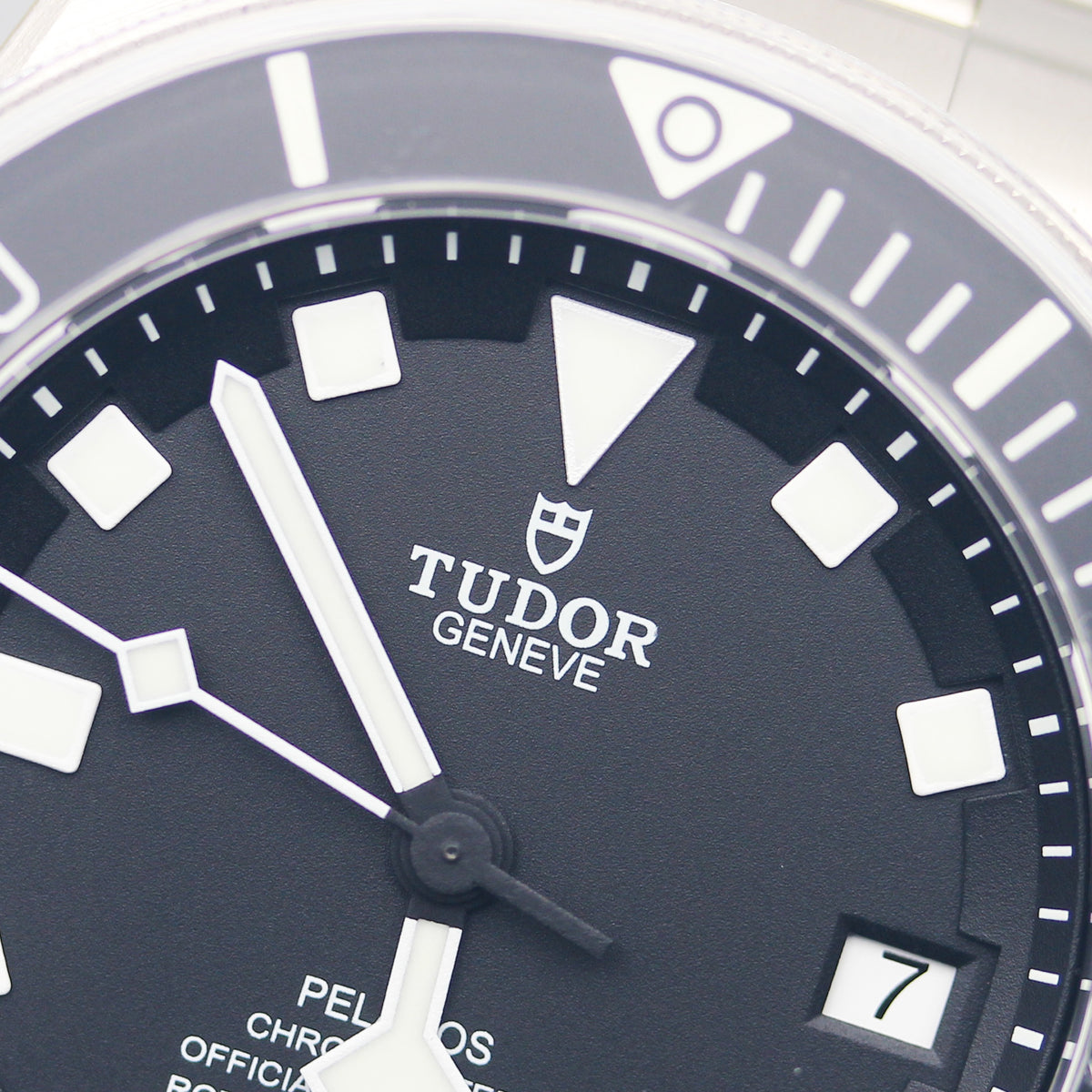 TUDOR Pelagos 42mm ブラックダイアル チタン 自動巻き ダイバーズ