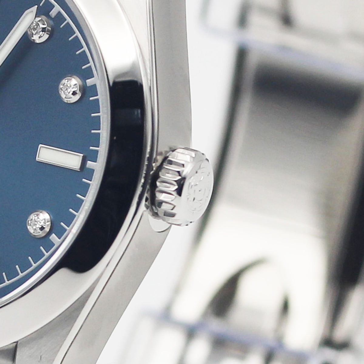 TUDOR Black Bay One 31 31mm ブルー ダイヤモンド 自動巻き レディース