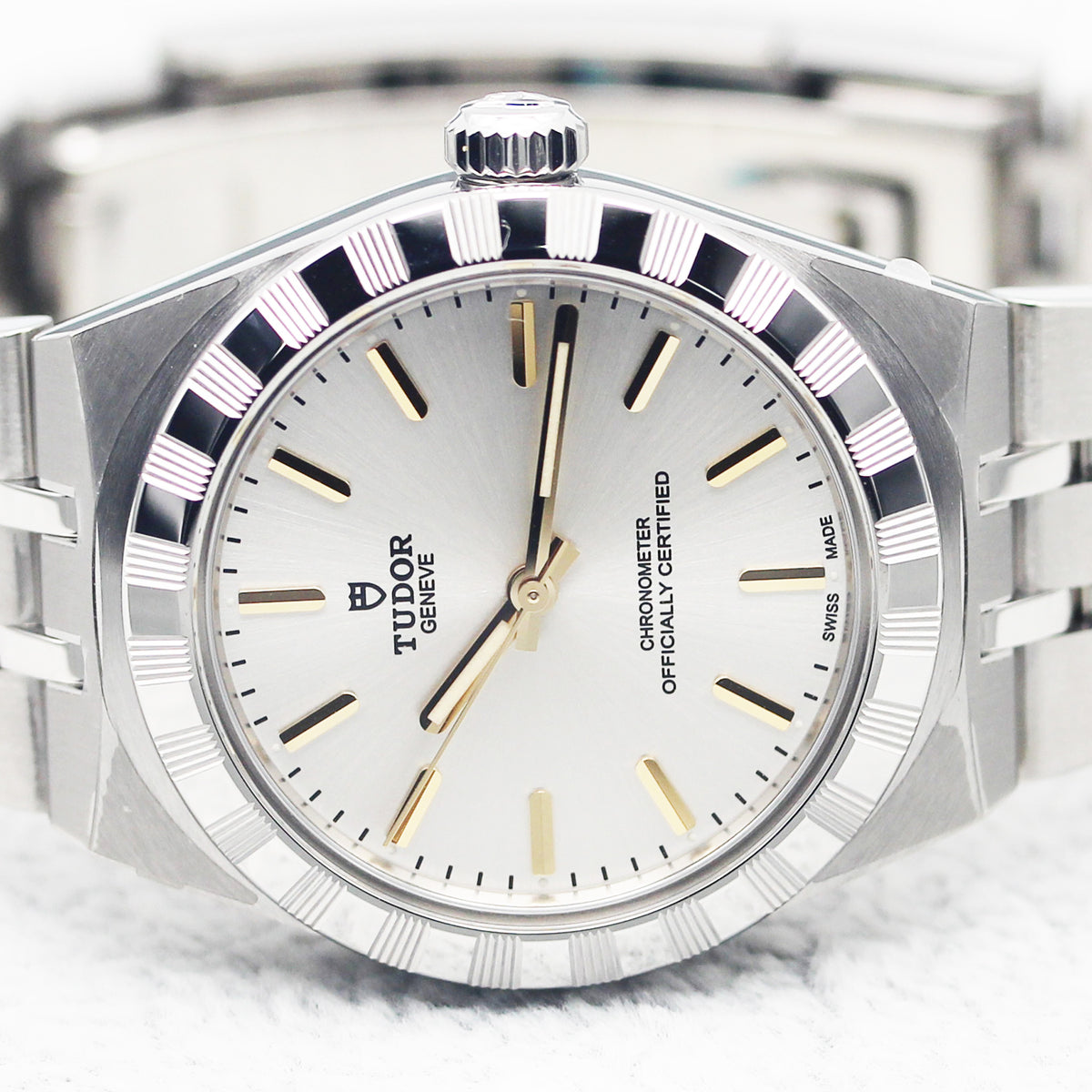 TUDOR Royal 30mm Silver Dial Automatic Ladies' Watch